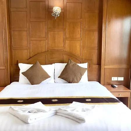 Chalita House Hotel